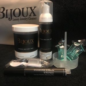 Diamond and gold jewelry cleaning kit